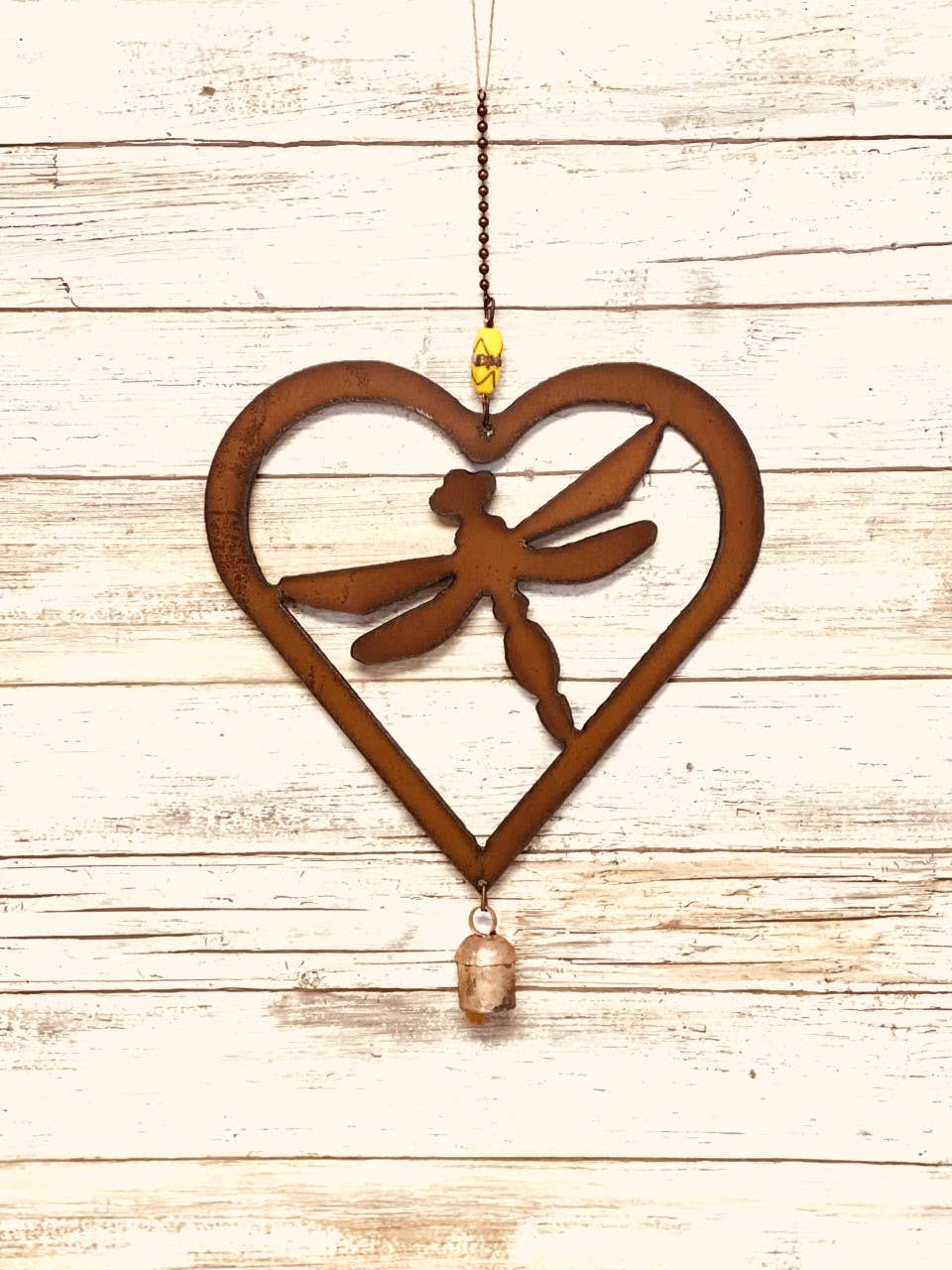 Universal Ironworks USA - Wholesale Wall Accent - Heart Outline 9 Inch Dragonfly Rustic Metal Charm Decor