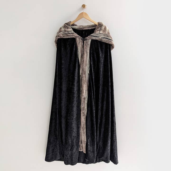 everfan – Engroshandel Kostume – til kvinder – Faux Fox Fur Hætteklædte kappe - Sort kappe med tin pelsbeklædning4