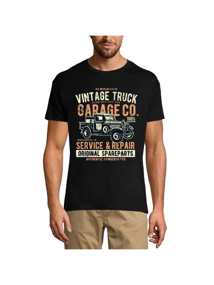Negro Camiseta gráfica ULTRABASIC para hombre con diseño vintage de camión desde 1938 - Garage CO - Para amantes de coches de venta al por mayor en Faire
