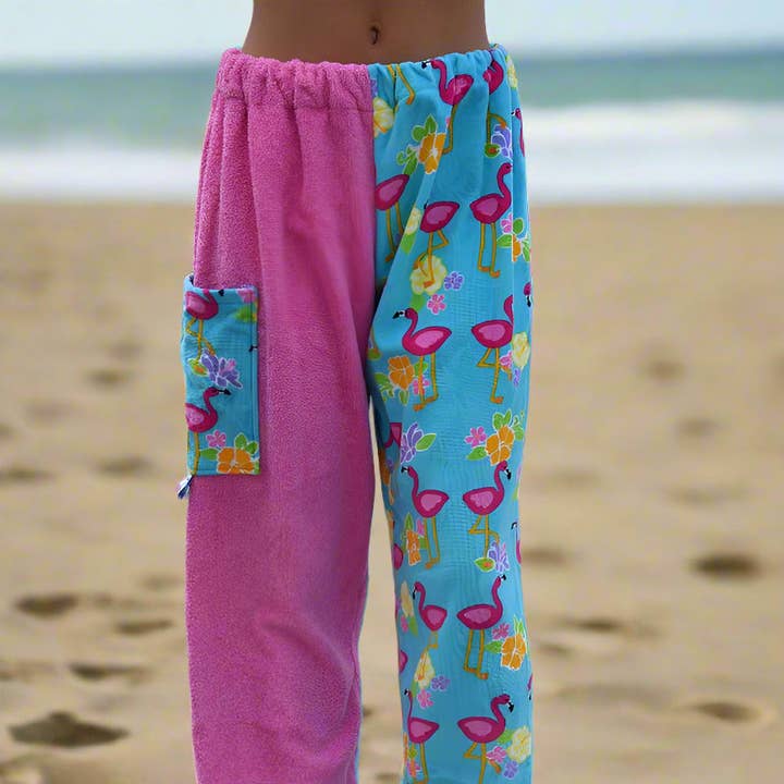 Pantalon Serviette - Motif Flamant Rose - EN STOCK Expédition Rapide - Plage, Natation, Tenue de Resort, Garçons, Filles, Adultes. pour la vente par Paradise Towelwear
