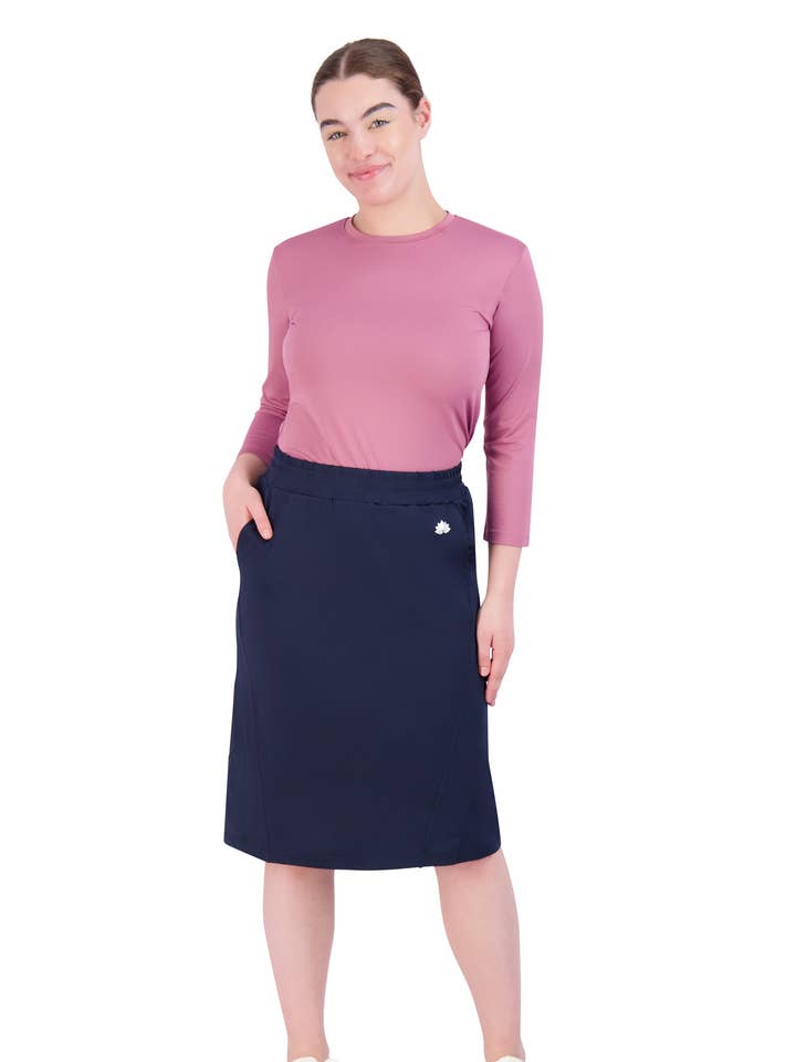 Snoga Athletics - Wholesale Skirt - Women's - Travel Skirt 26"-Navy Blazer0
