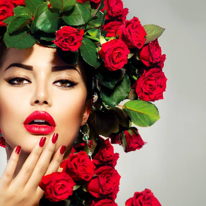 ESMALTE DE UÑAS - TODO EN ROJO para venta al por mayor de Lola Make Up