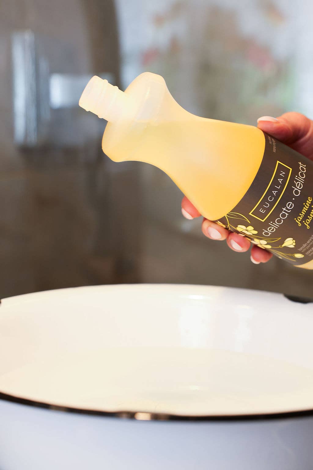 Eucalan - Vente Lessives liquides - Lavage Délicat au Jasmin pour Laine, Soie & Fibres de Luxe 500mL4