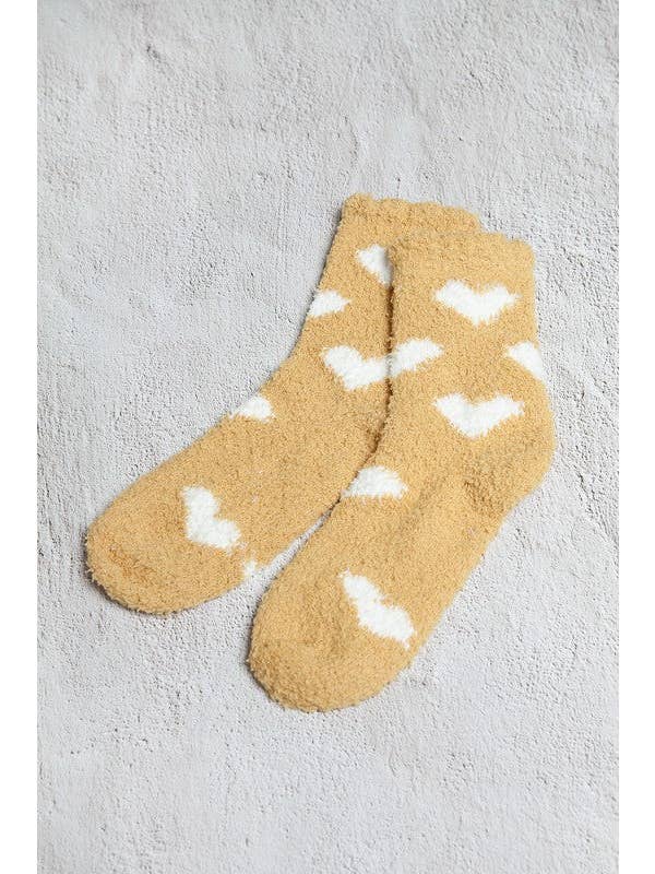 JOSSLYN by wall to wall - Wholesale Socks - Women's - WARM CORAL FLEECE PLUSH HEART FUZZY SOCKS | 40S020437