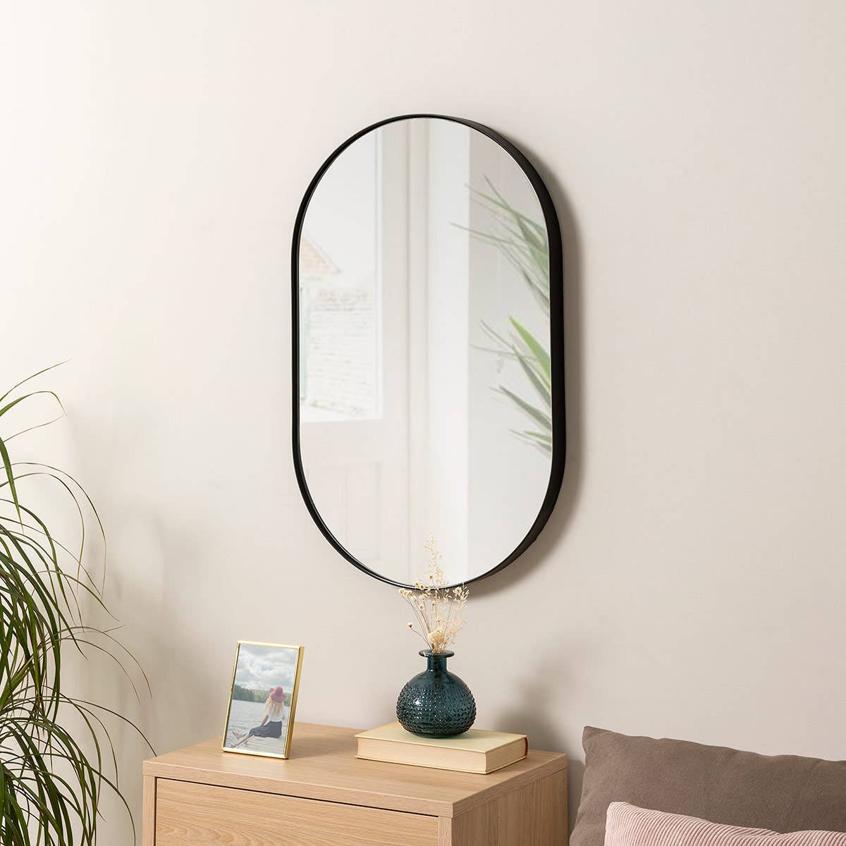 Gdeco - Wholesale Wall Mirror - Black Oval Mirror 74*44*4 Cm1