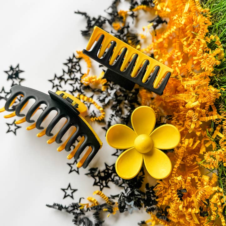 Ruby Red Threads - Wholesale Hair Clip - Women's - Black/Gold Two-Toned Claw Clip • 3 Styles1