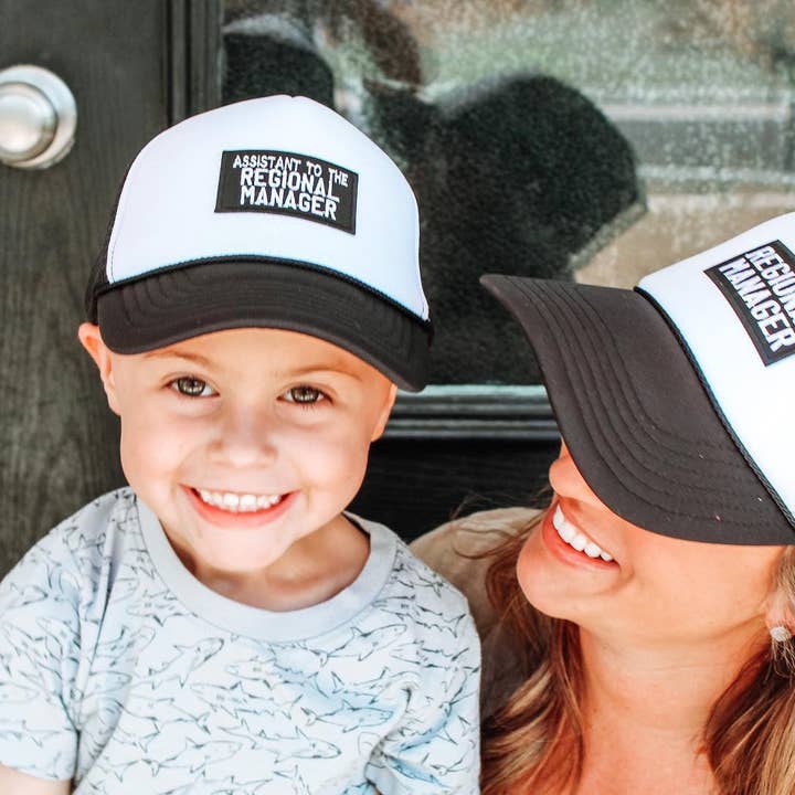 assistente al cappello da camionista manager regionale TAGLIA BAMBINO per la vendita all'ingrosso da parte di XOKendallCo