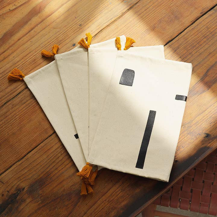 mi eelo - Wholesale Placemat - Crescent Placemat Set