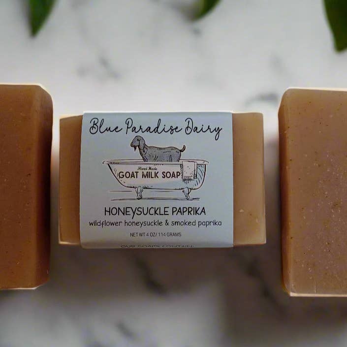 🌼 Savon au lait de chèvre à la chèvrefeuille et au paprika pour la vente par JSW Farms and Blue Paradise Dairy
