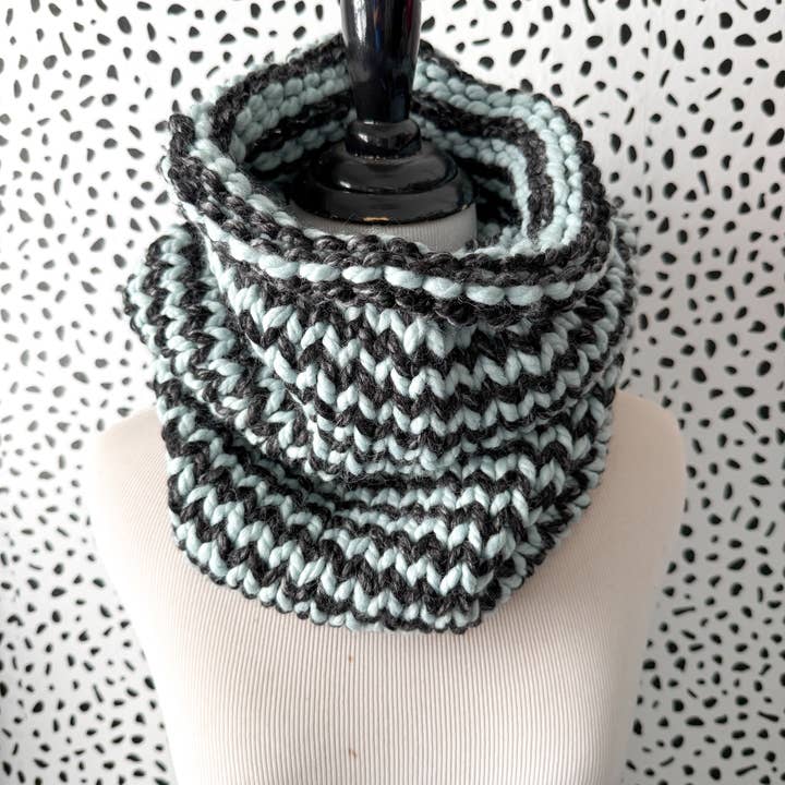 Zero Waste : Neckwarmer for wholesale by Nickichicki