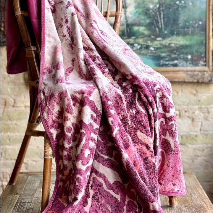 Patina Vie - Wholesale Throw Blanket - Luxurious Velvet Blush Mauve Throw