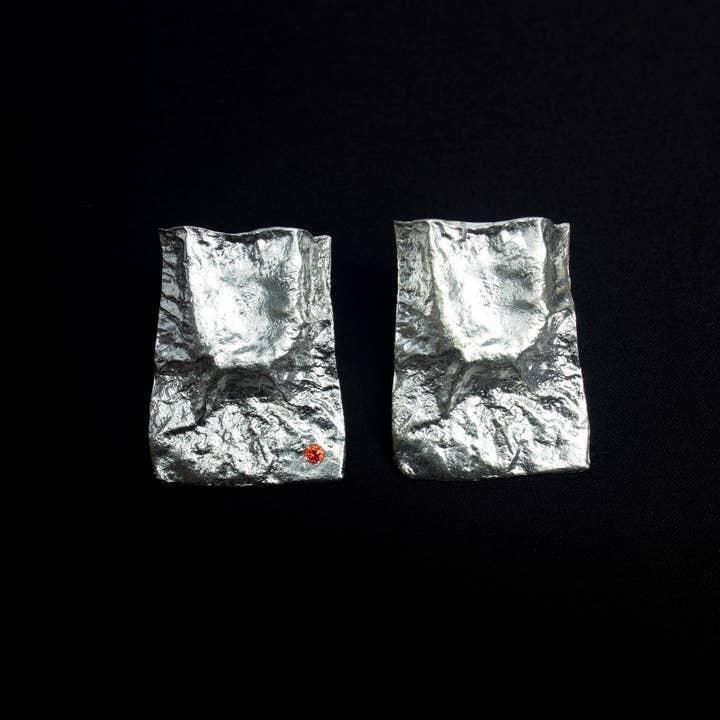 Lepa punca - Wholesale Dangle Earrings - Esperanza White Earrings1