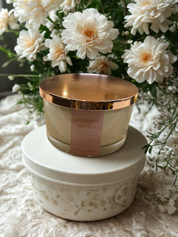 3-Wick Natural Luxury Candle (500g)
for wholesale by César & Cruz