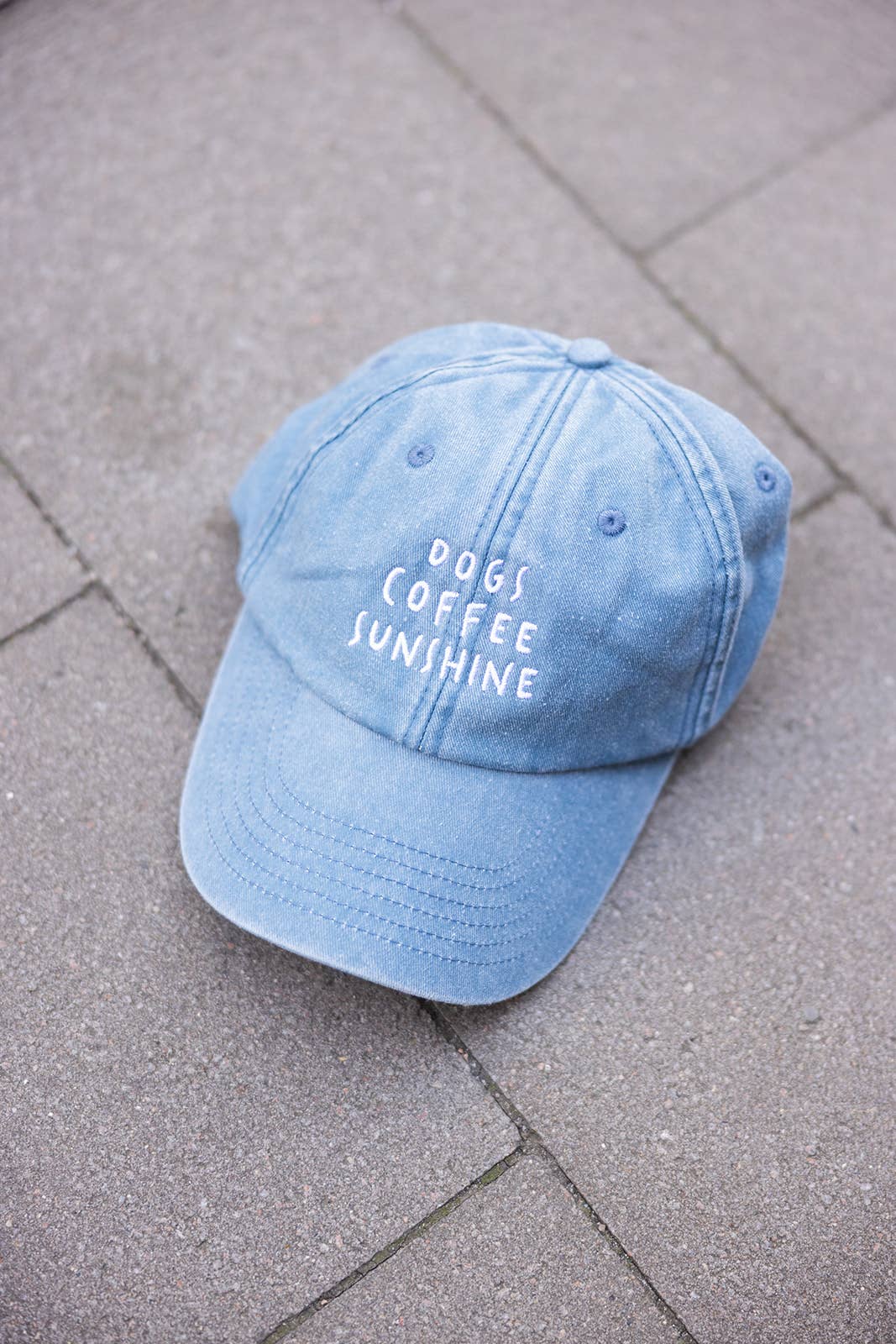 Lieblingspfote - Venta al por mayor Gorra de béisbol - Unisex - Gorra de denim vintage con bordado 'DOGS COFFEE SUNSHINE'6