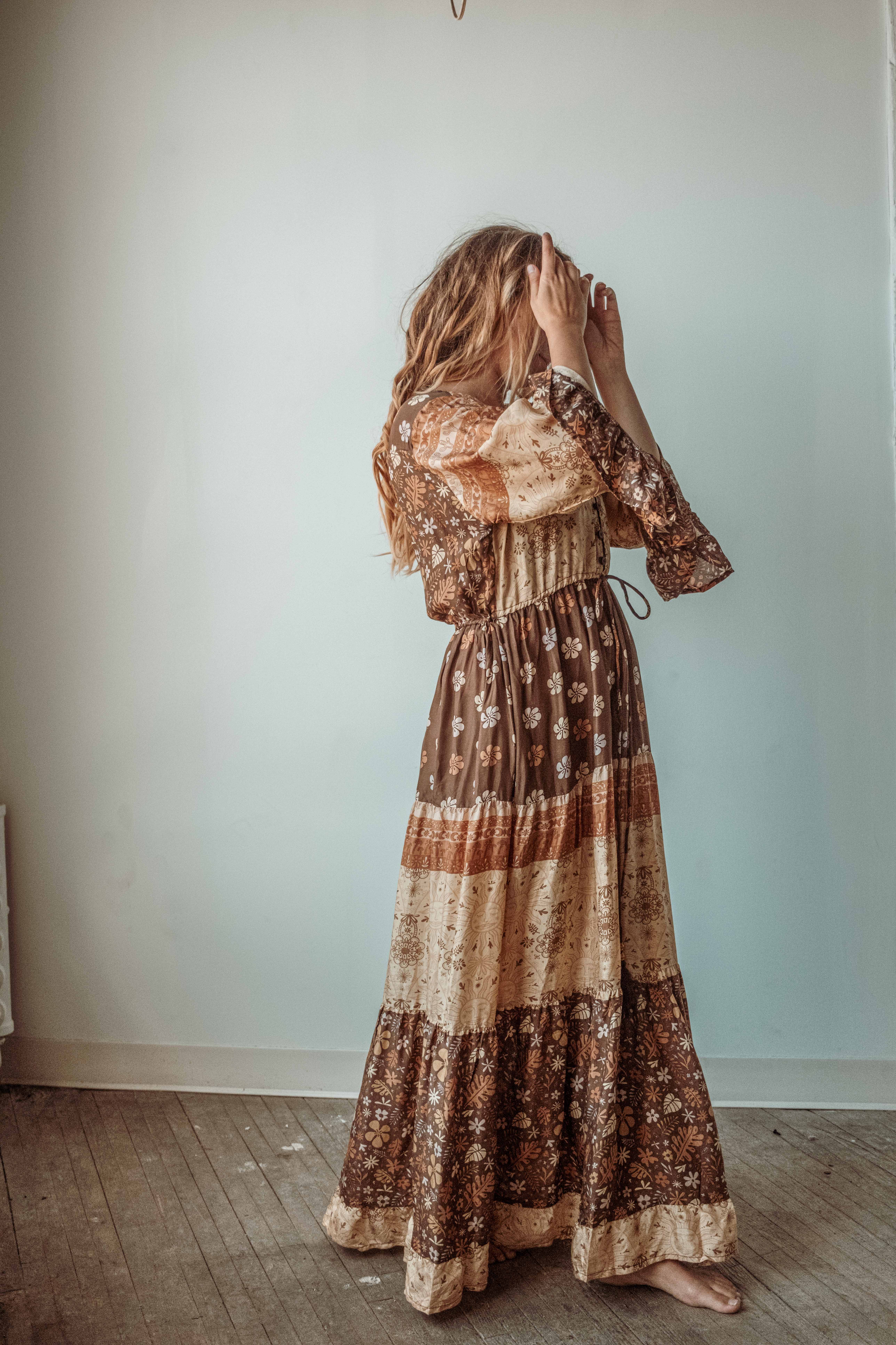 Gardenbelle Shop - Venta al por mayor Vestido - Mujer - Vestido largo hippie bohemio, vestido con mangas acampanadas del solsticio terrenal10