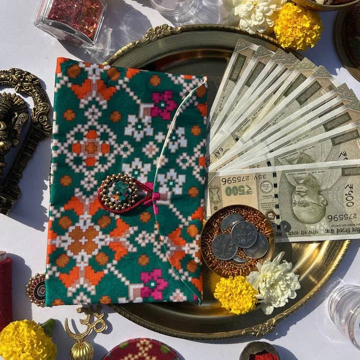 Shagun Envelopes for wholesale by Urban Utsav