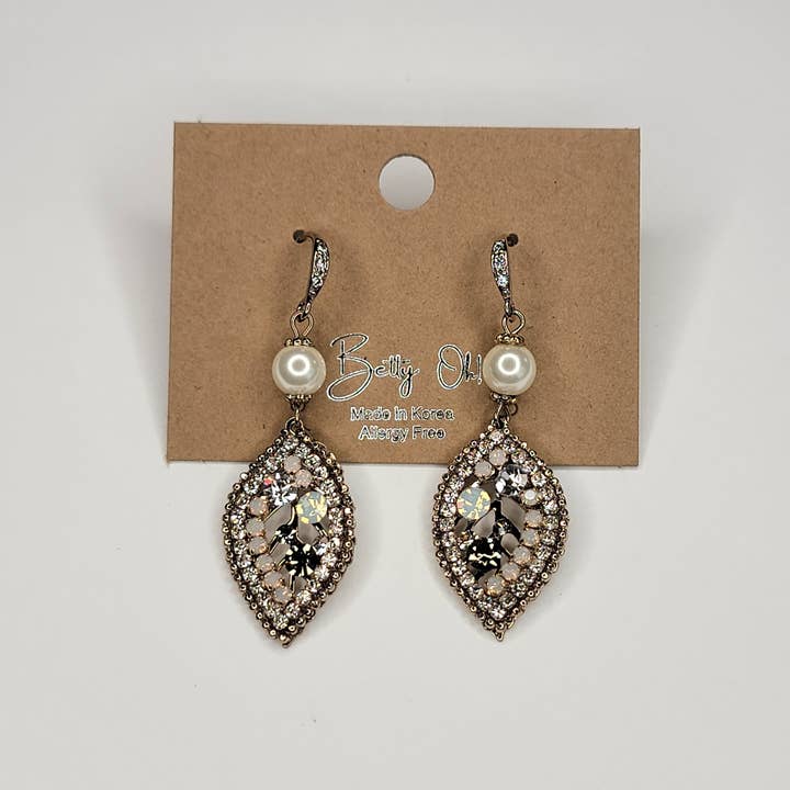 Handmade Dangle Earring for wholesale by BETTYOH INC