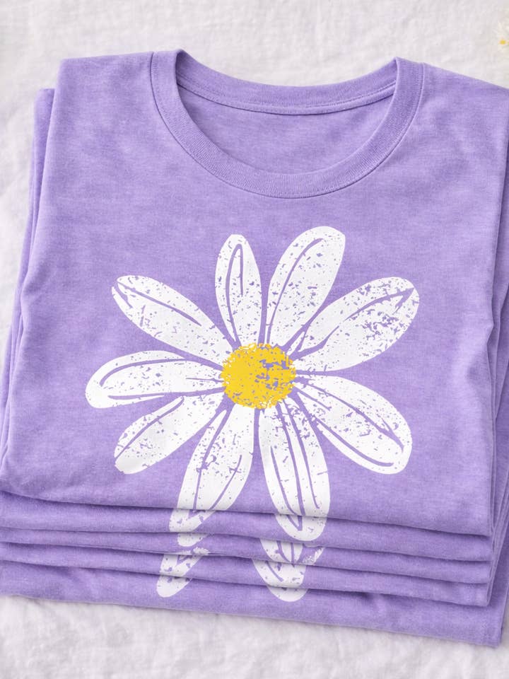 Heather Lavender Daisy Tee – Vintage Floral Graphic T-Shirt for wholesale by Rust + Stitch
