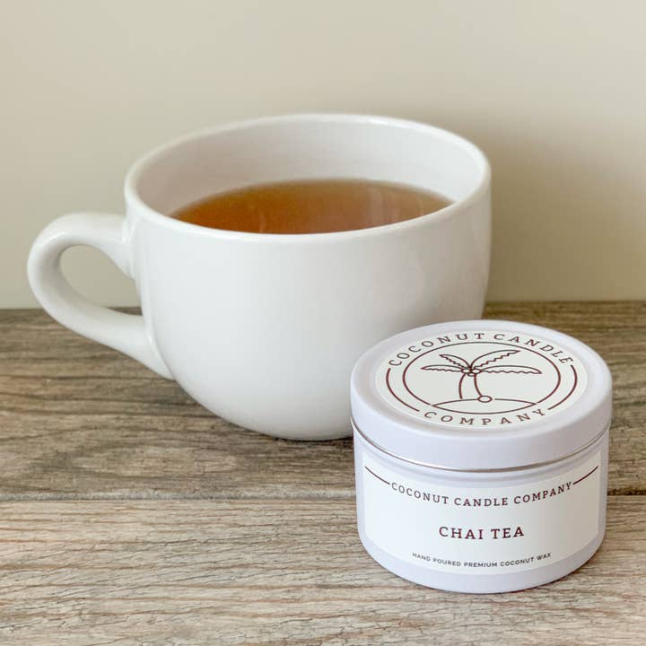 Chai Tea kaars in pot met kokoswas en cederhouten lont voor wholesale door Coconut Candle Company