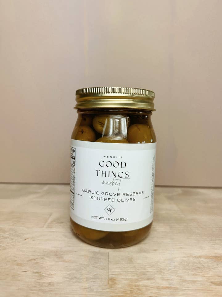 Olives Farcies Réserve Garlic Grove pour la vente par Wendi’s Good Things Market
