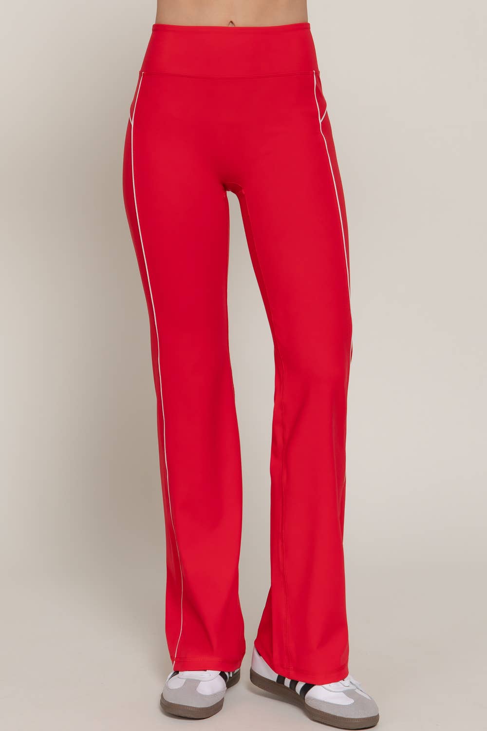 Active Basic | Active USA – wholesale Träningsbyxor – Dam – Träningsbyxor med midjeband och kontrasterande passpoaldetaljer26