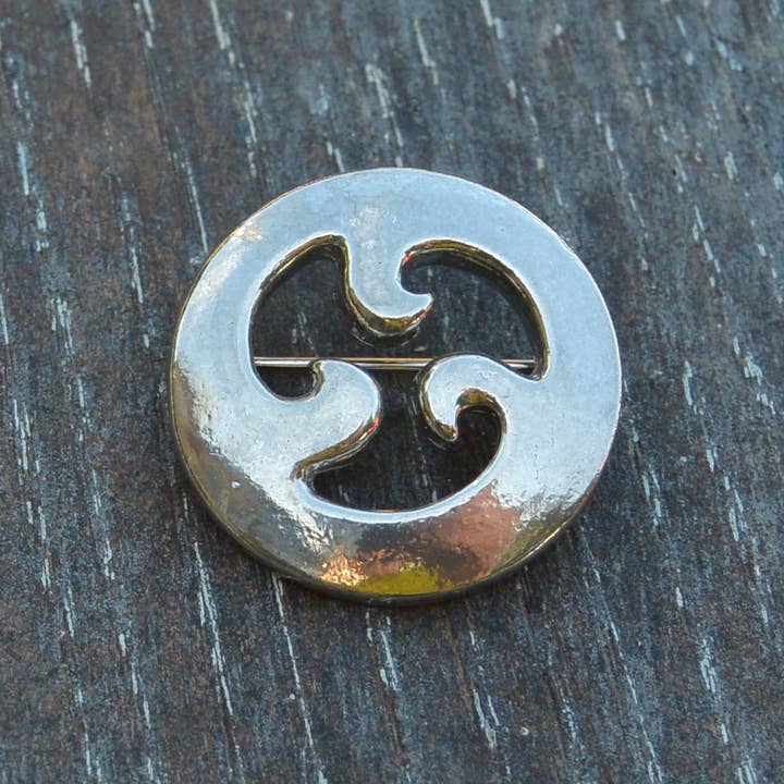 William Sturt Fine Pewter - Wholesale Brooch - Three Korus Pewter Brooch Hand Cast by William sturt1