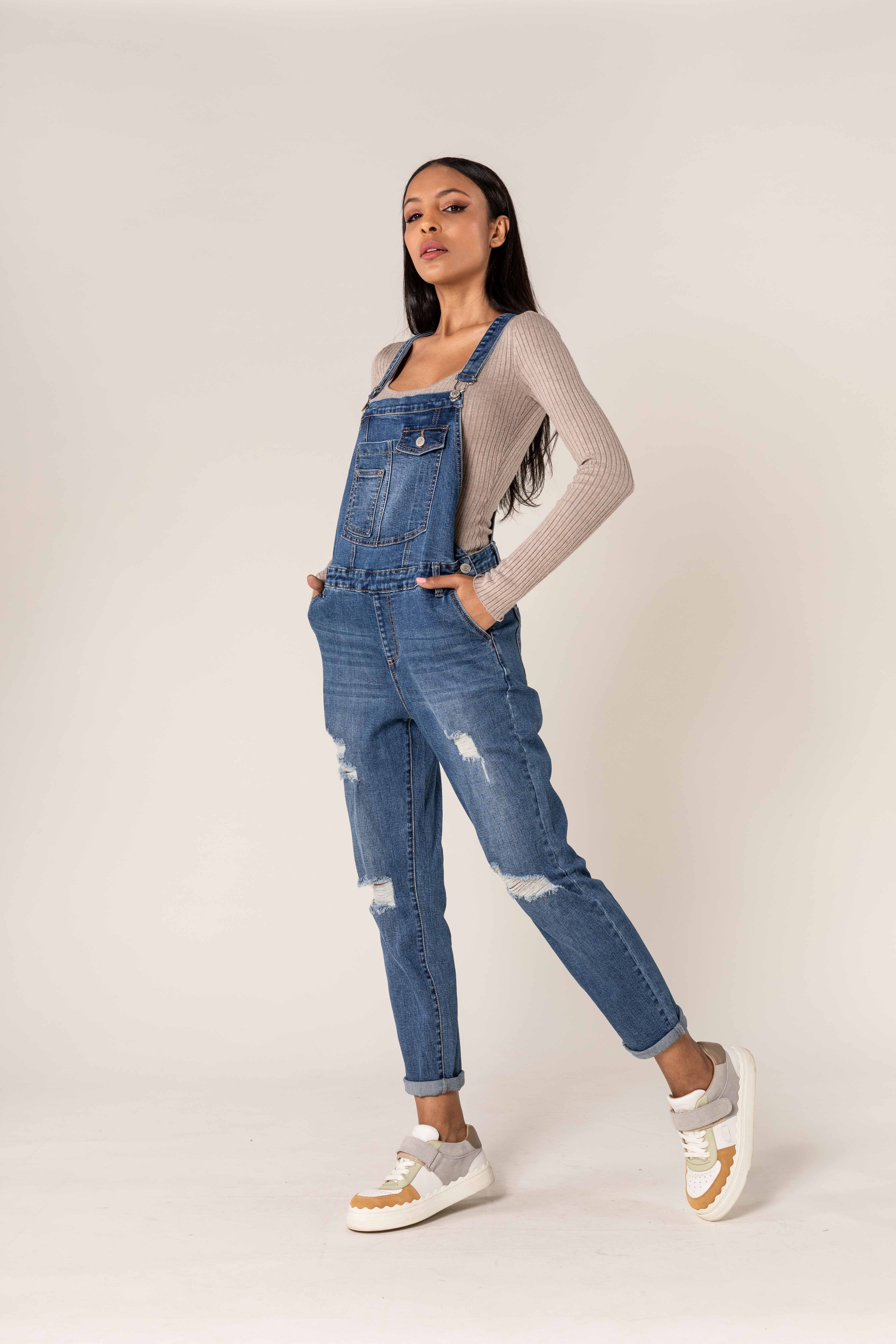 Nina Carter - Wholesale Overalls - Women's - Destroy denim overalls in wide stretch boyfriend jeans S53513