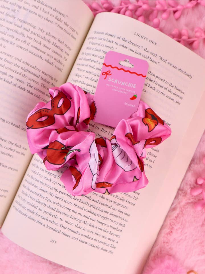 Krydret Bøger Scrunchie til Romantik Læsere for engroshandel hos Miessol