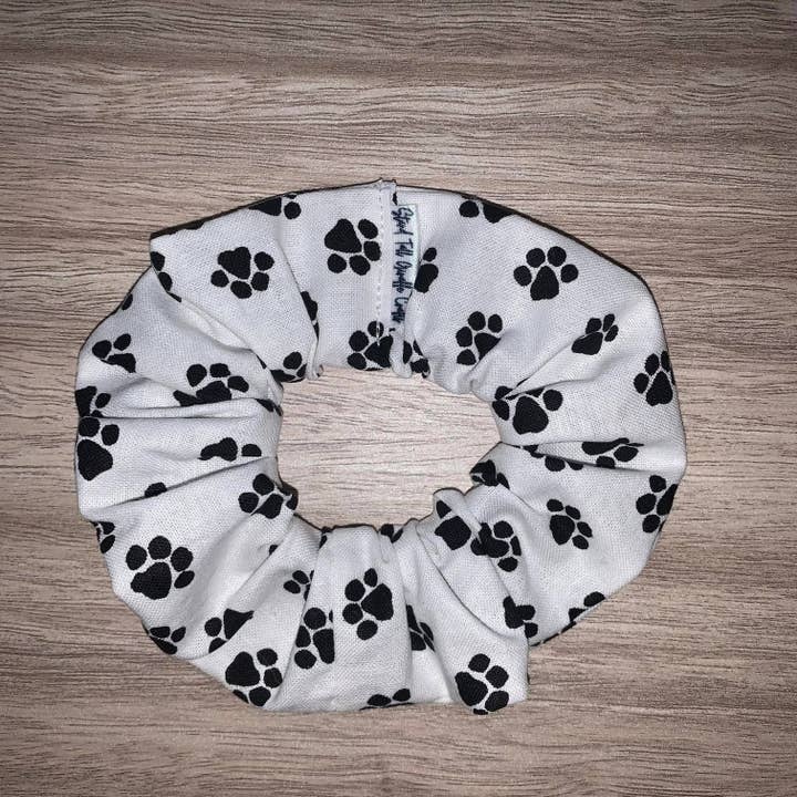 Elastico per capelli bianco Puppy Paw Prints per la vendita all'ingrosso da parte di Stand Tall Giraffe Crafts