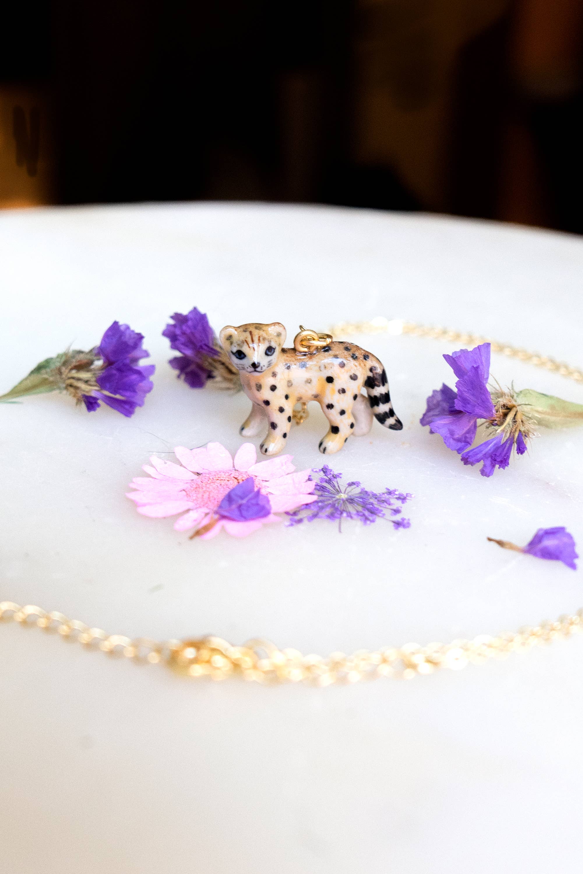 Peter and June – wholesale Hänge-/berlockhalsband – Tiny Cheetah halsband