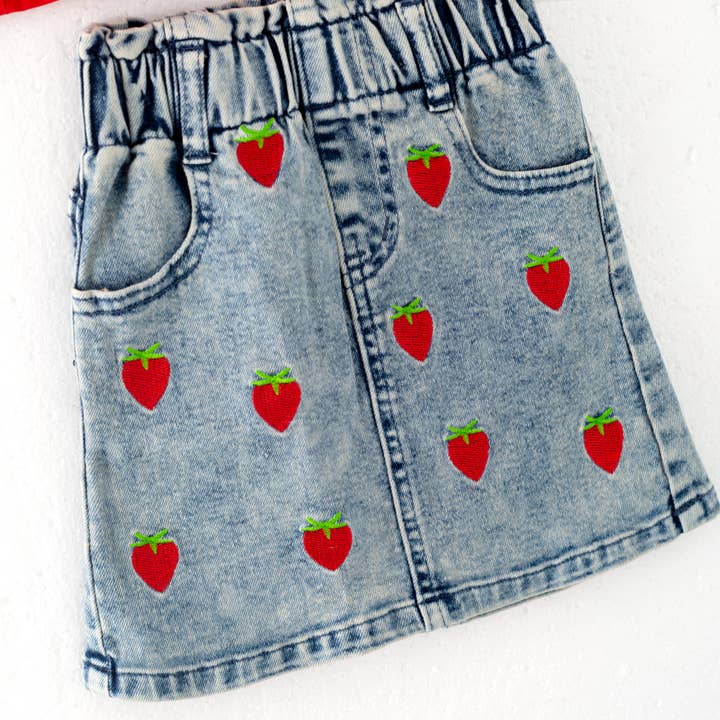 Auraquise - Wholesale Top & Short Set - Kids - Girls Summer Red Top Strawberry Embroidered Denim Short Set