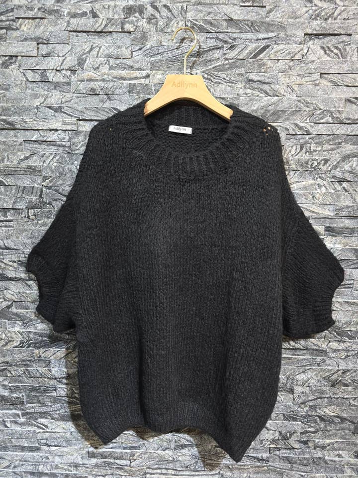 Thick knit sweater with short sleeves, round neck 24076 for wholesale by Adilynn DAYMENTEX