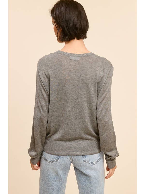 Cinza Heather Camisola de Gola Redonda para o Dia a Dia para venda a revendedores na Faire1