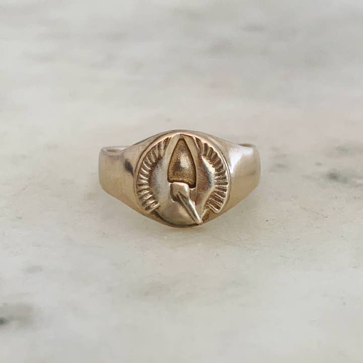 Mimosa Handcrafted - Wholesale Signet Ring - PELICAN SIGNET RING