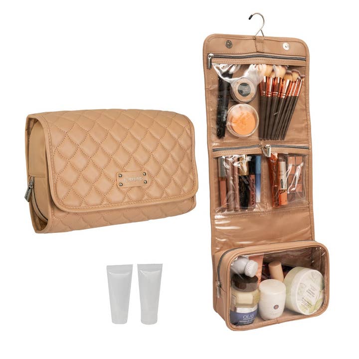 Magid – wholesale Toiletry bag – women's – Joan & David The Teardrop Quilted Roll Hanging Toiletry Bag3