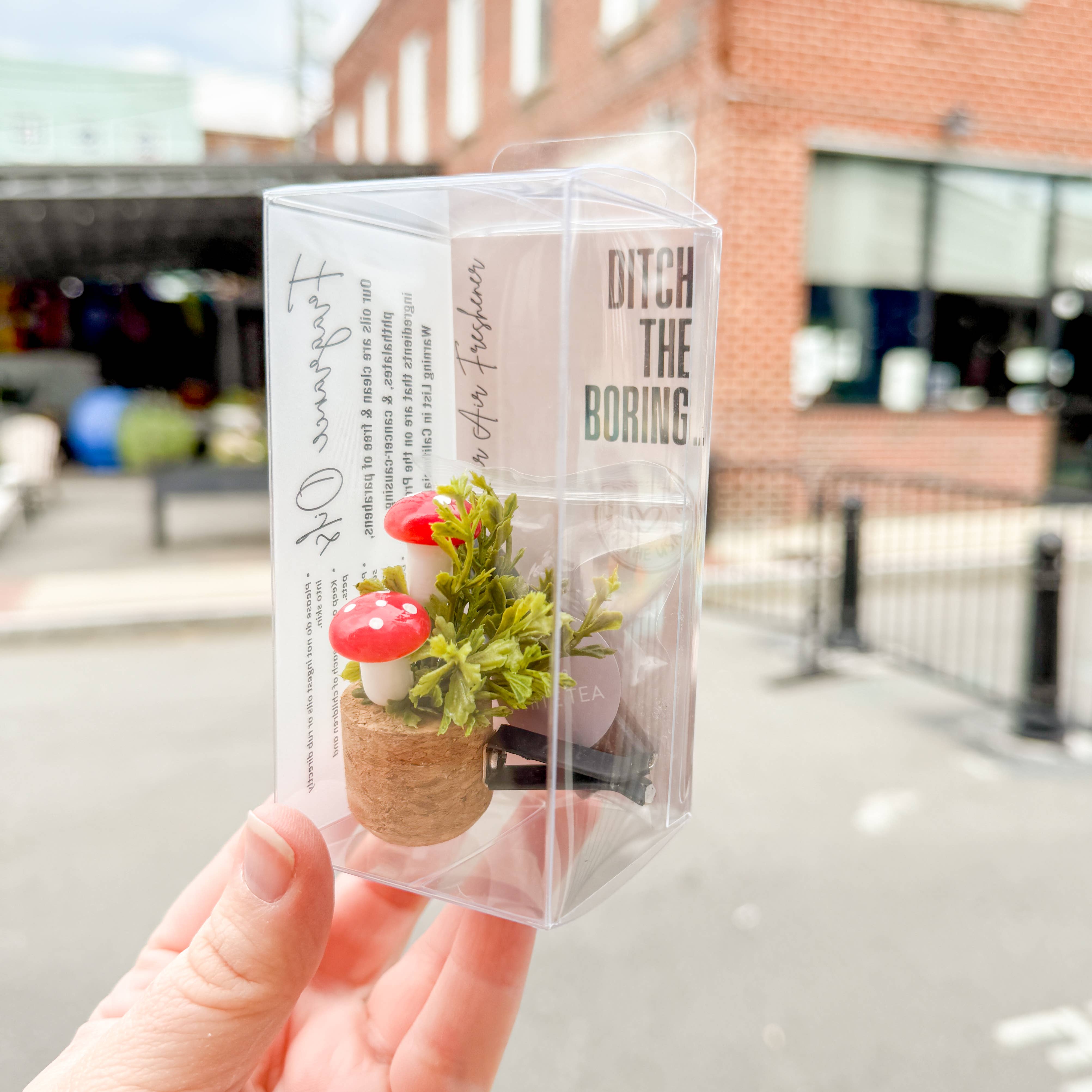 Vroom Blooms - Wholesale Car Freshener - Unisex - Mushroom Vent Clip Car Air Freshener Diffuser (Reusable)1