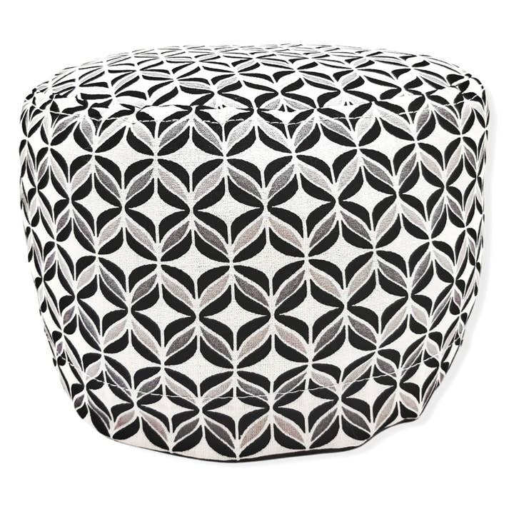 Cuffie per angeli - Wholesale Healthcare Uniform - Women's - BLACK AND WRITE themed headset1