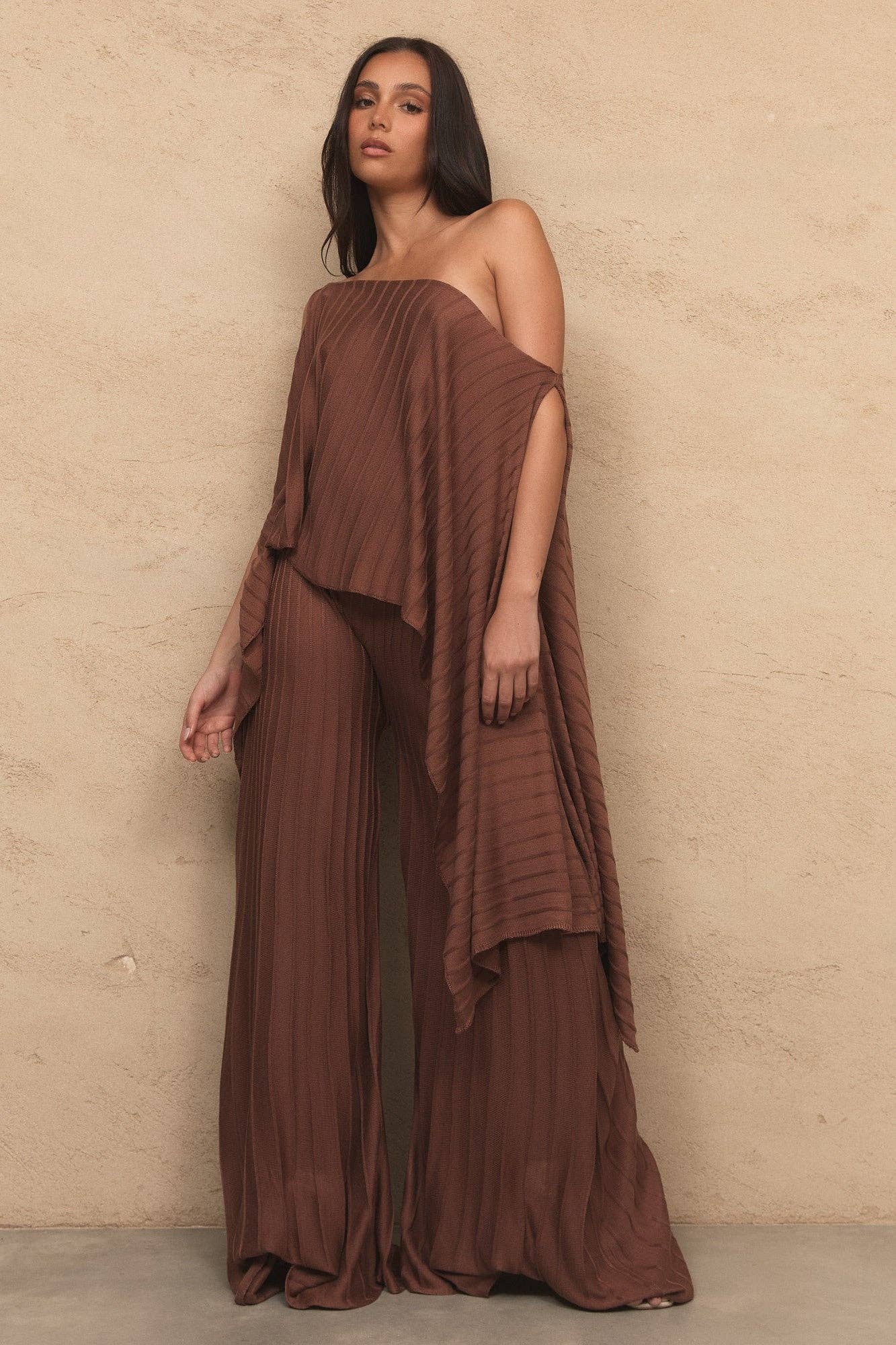 BEFORE ANYONE ELSE - Wholesale Knit top – Women's - ARNA KNIT TOP - ROASTED BROWEN1