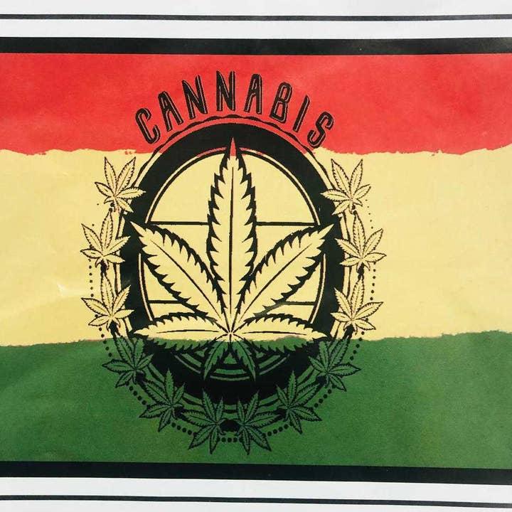 Vrinda Tenture Indienne en Coton Tie & Dye Cannabis Horizontal pour la vente par Vrinda