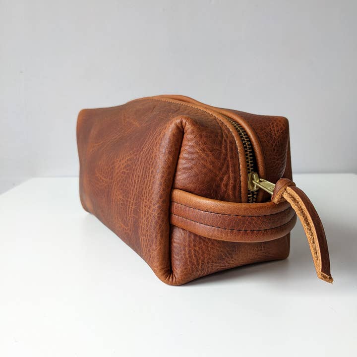 Dopp Kit/Shave Bag for wholesale by Directive