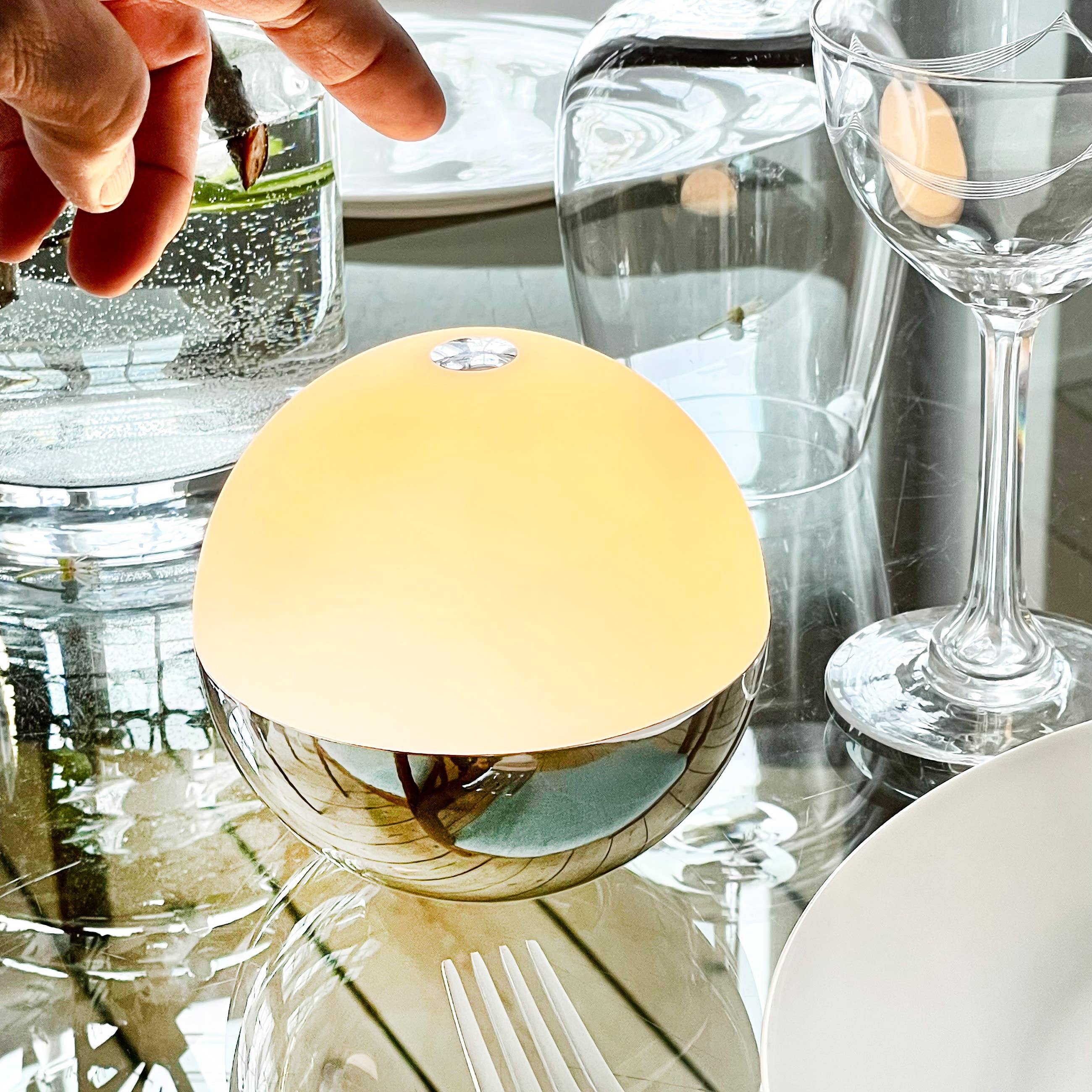 Dyberg Larsen - Wholesale Accent/Desk Lamp - Alba light ball Chrome 2 pcs7