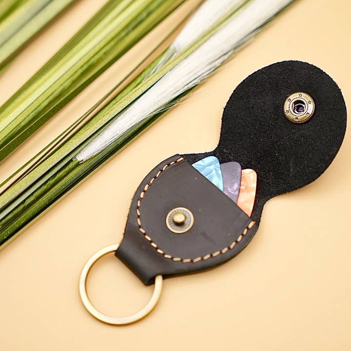 American Leather Goods - Wholesale Keychain - Unisex - Leather Guitar Pick Holder and Keychain Organizer3
