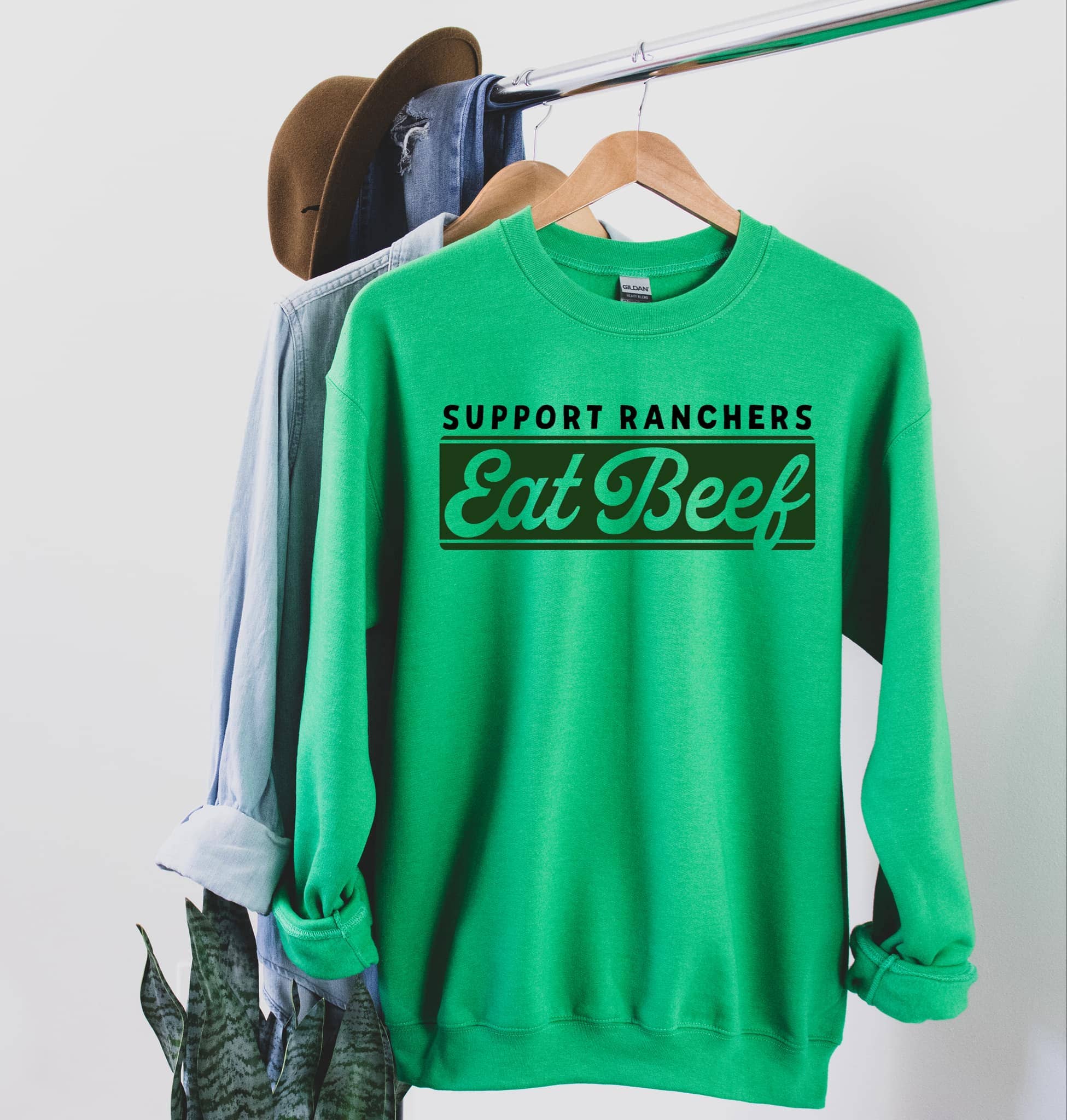Buckin Barn Wholesale - Wholesale Graphic sweatshirt – Women’s - Support ranchers eat beef