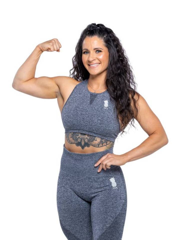 The Sammy Seamless Sports Bra: Slate Gray for wholesale by The Fit Traveler Collection