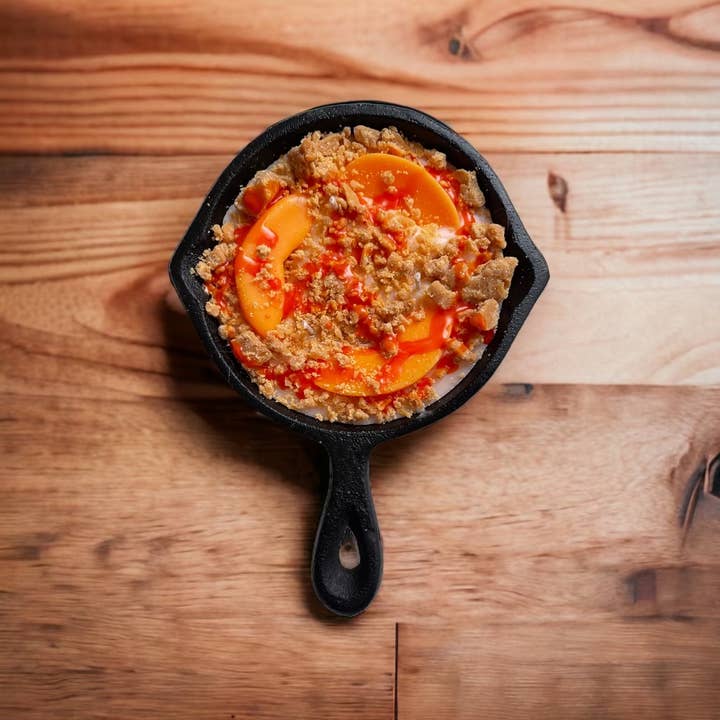 Wicks and Gifts - Wholesale Novelty Candle - 8 oz Peach Cobbler Iron Skillet Candle1