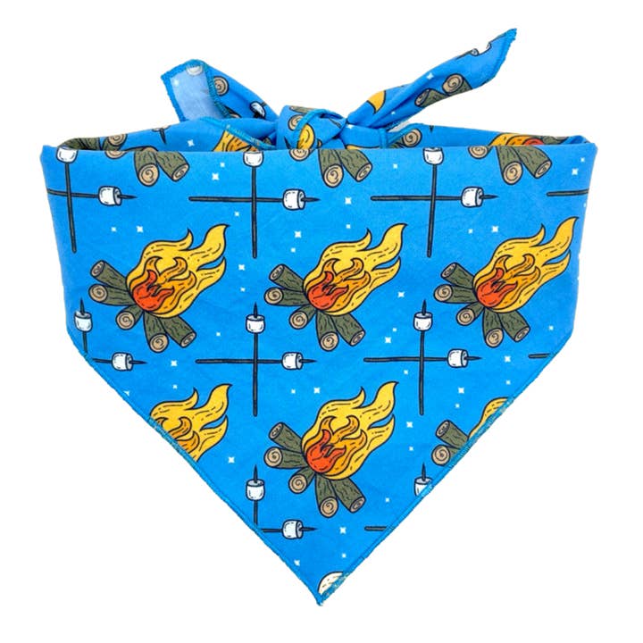 Hundehalstuch „Around The Campfire“, zum Aufbinden, Campen, Wandern für den Großhandel von Woofingtons & Company