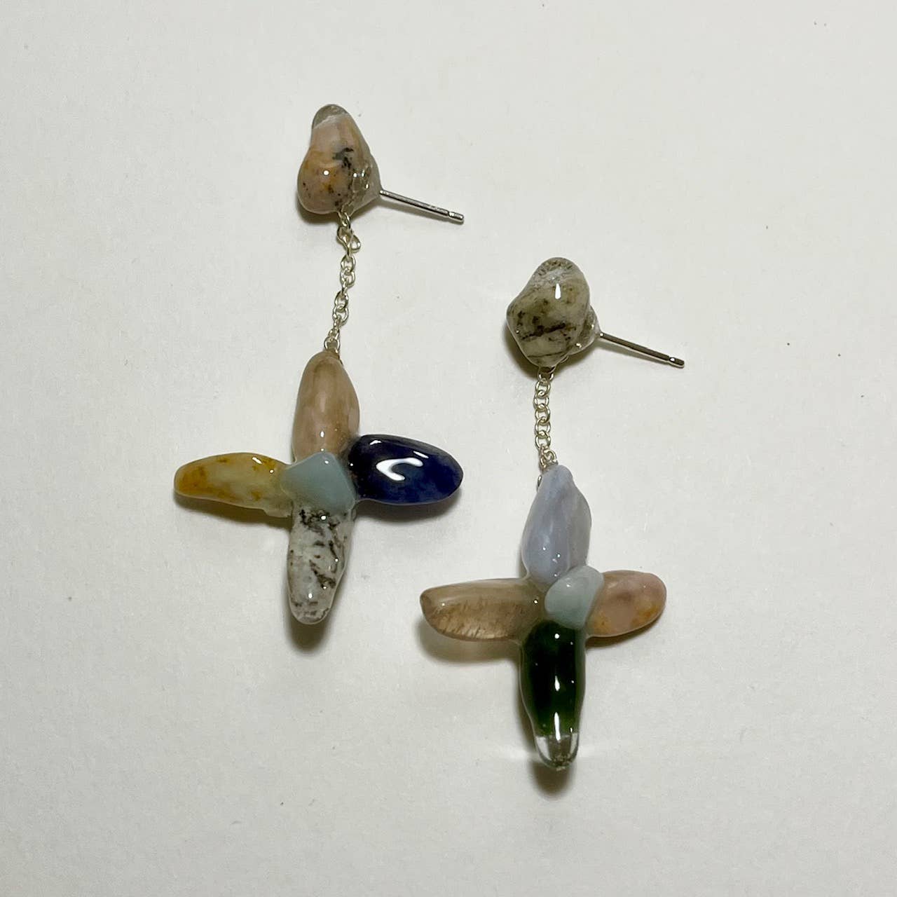 Kate Trouw - Wholesale Dangle Earrings - Flower Earrings  - Choice of designs4