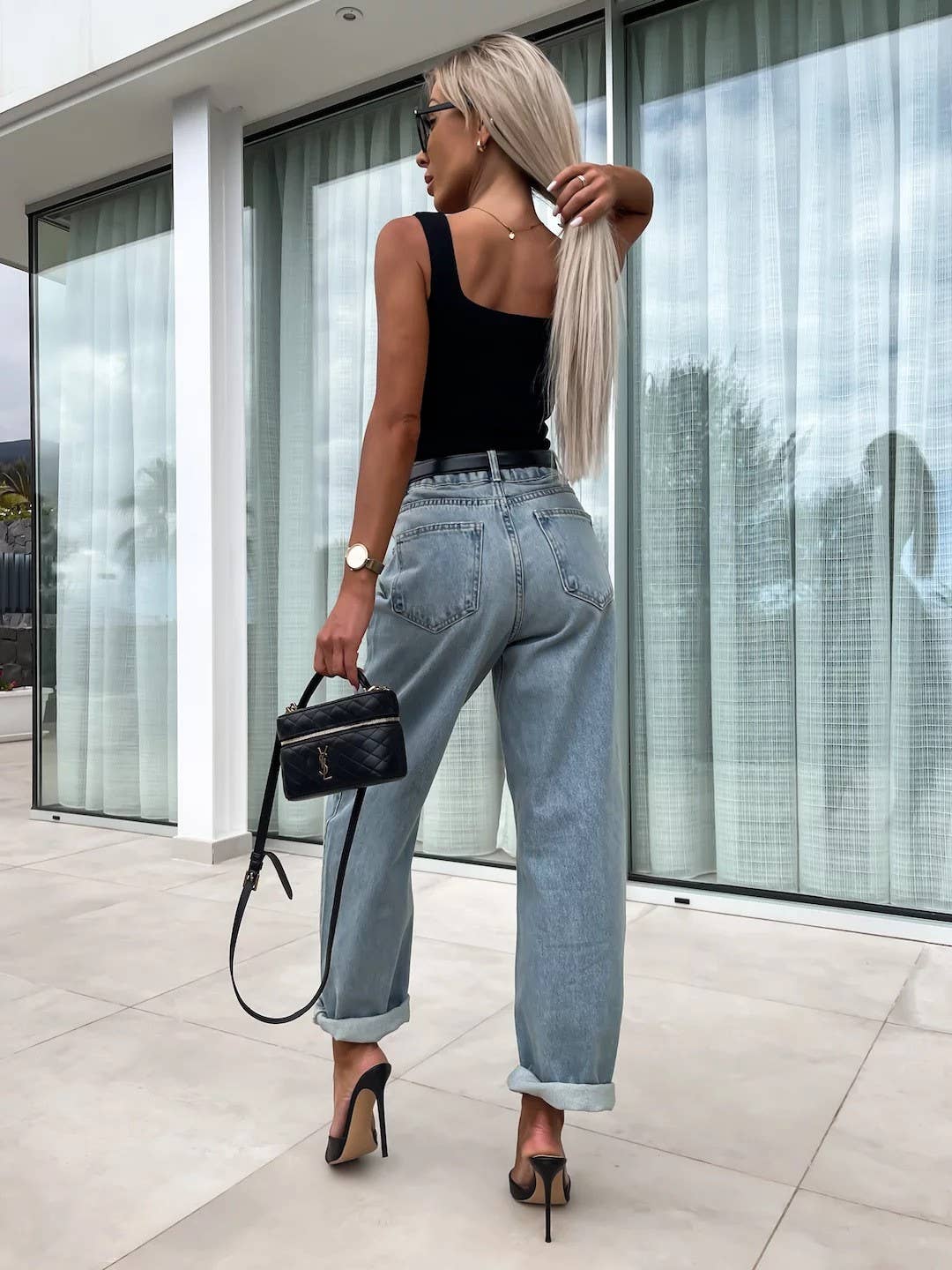 Denim-Blau Legere Damenjeans mit weitem Schnitt für den Großhandel auf Faire2