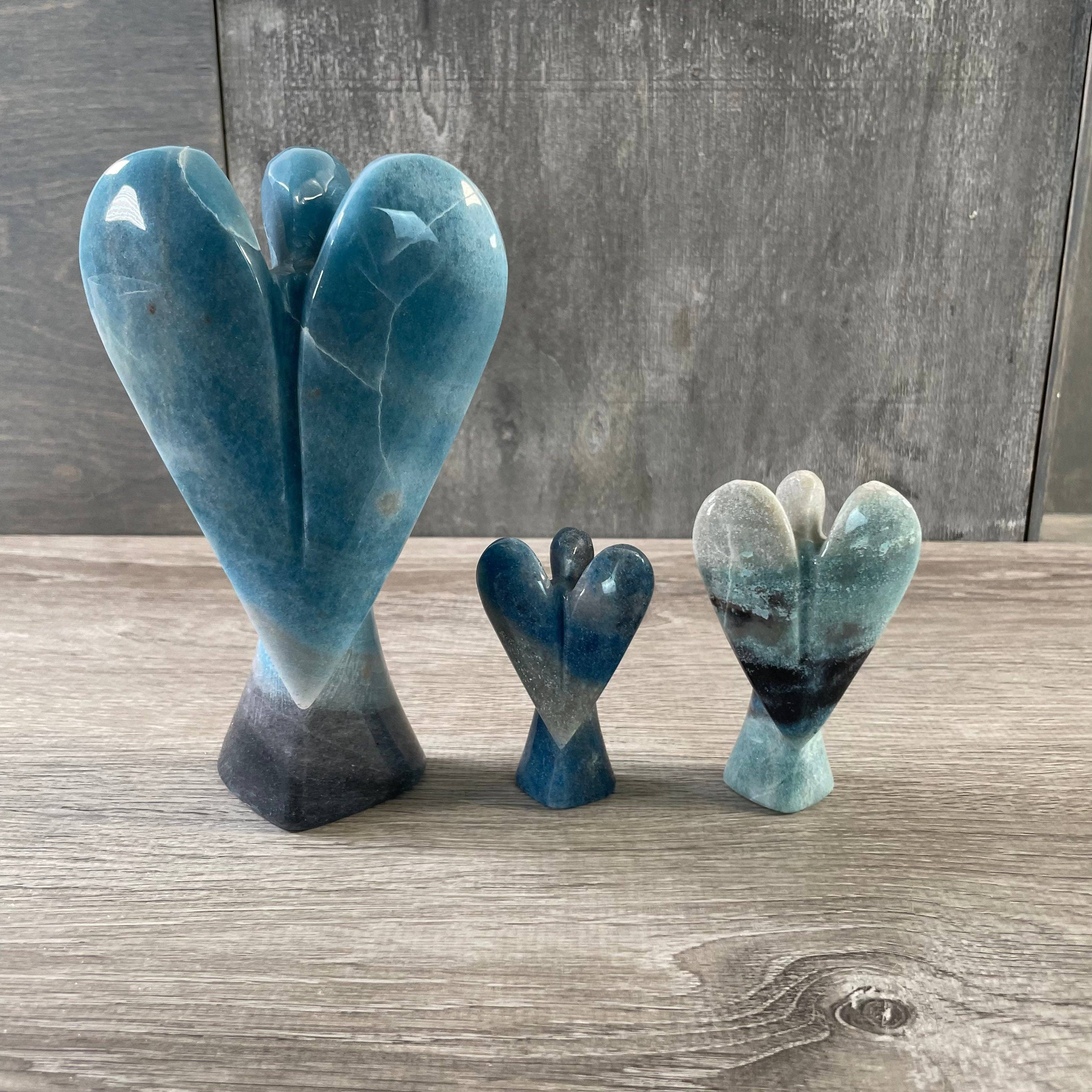 Keystone Crystals - Vente Pierre et cristal de spiritualité - Lot de 3 grandes figurines d'anges en pierres précieuses sculptées3