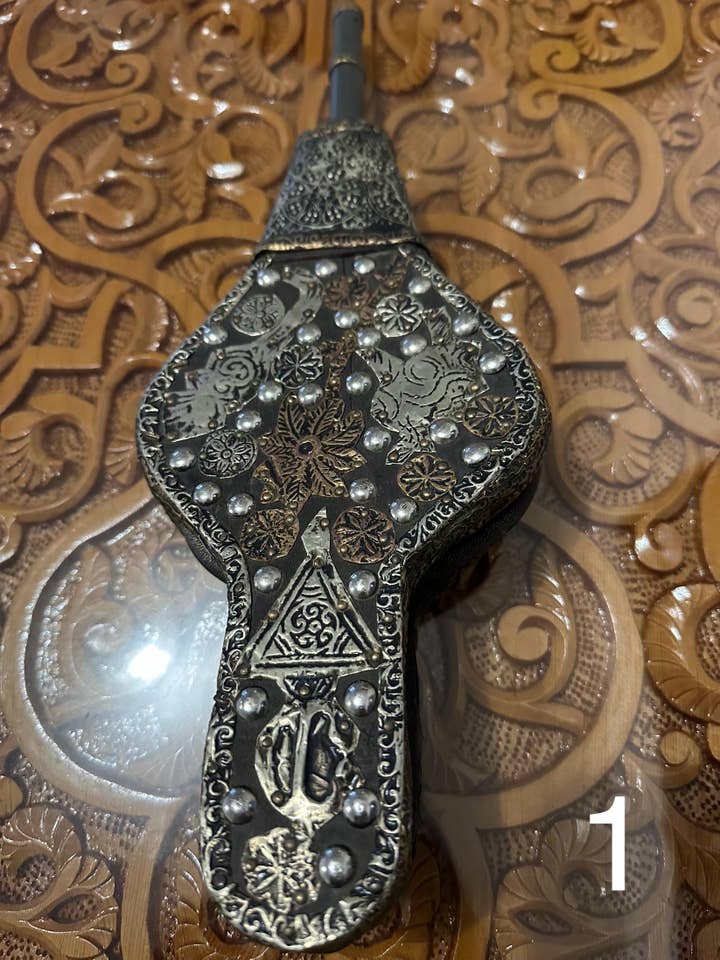 Handmade Moroccan Vintage Bellow #2 for wholesale by Marrakech Bazaar